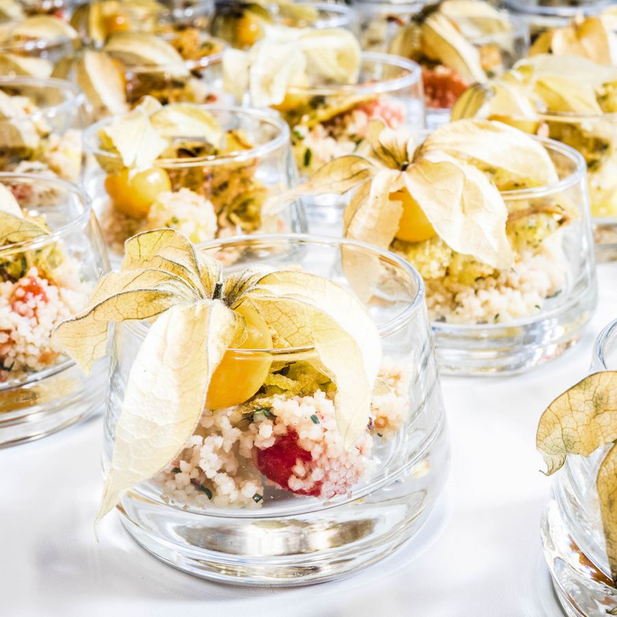 Herzhaftes Gläschen mit Physalis